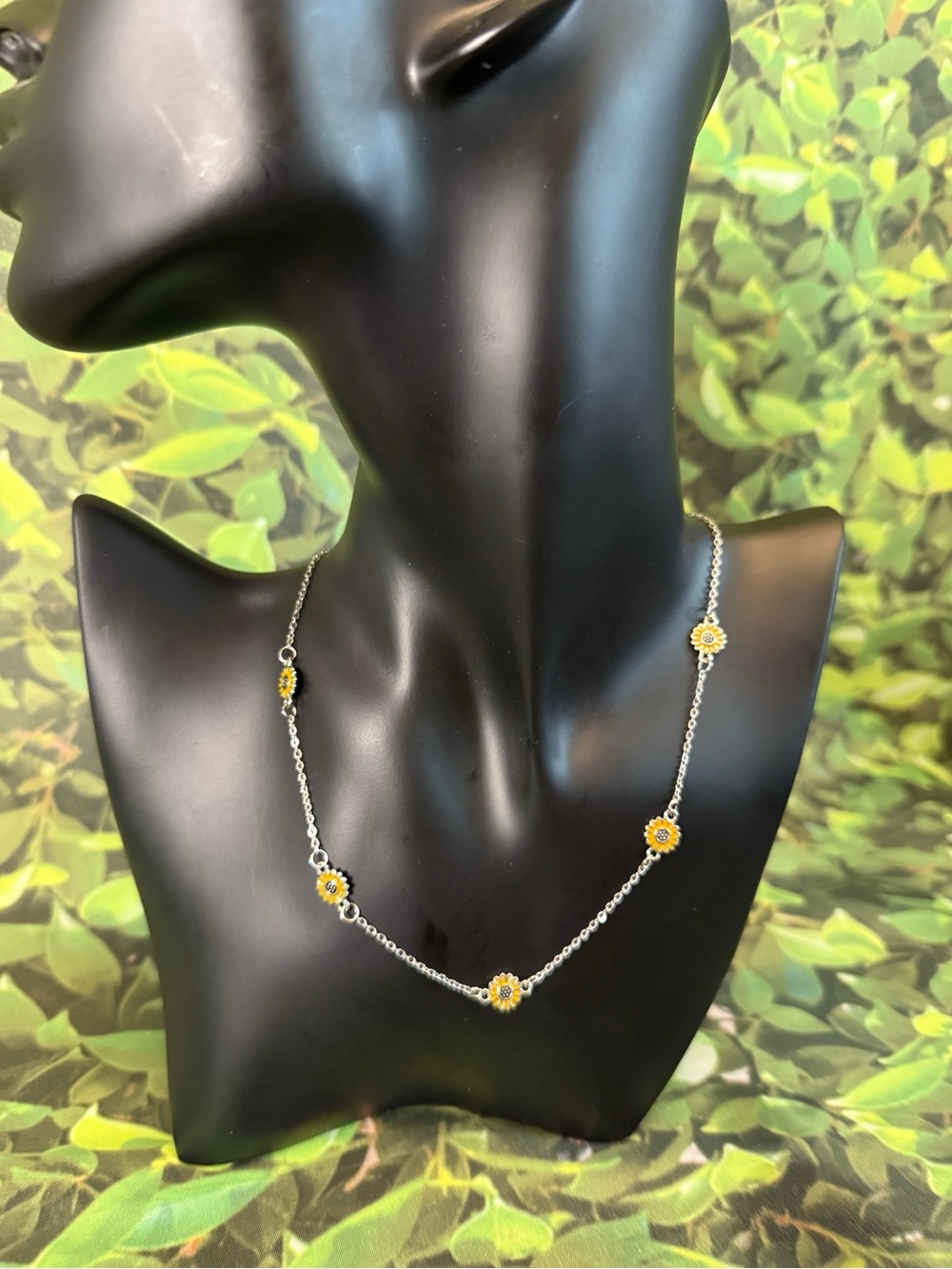 Joycuff Sunflower Accent Silver Chain Chocker Necklace